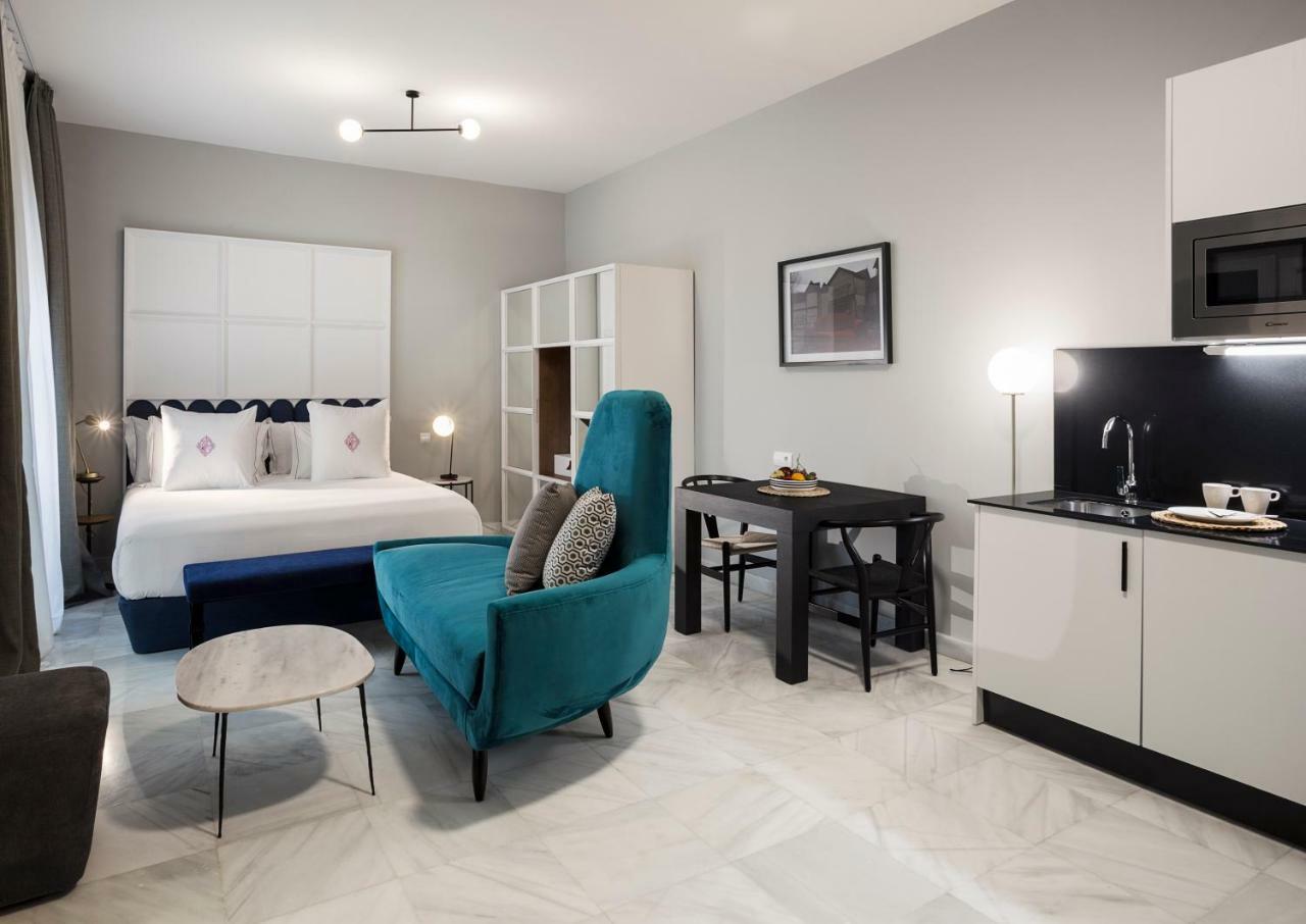 Apartamentos One Shot Conde De Torrejon Seville Ngoại thất bức ảnh